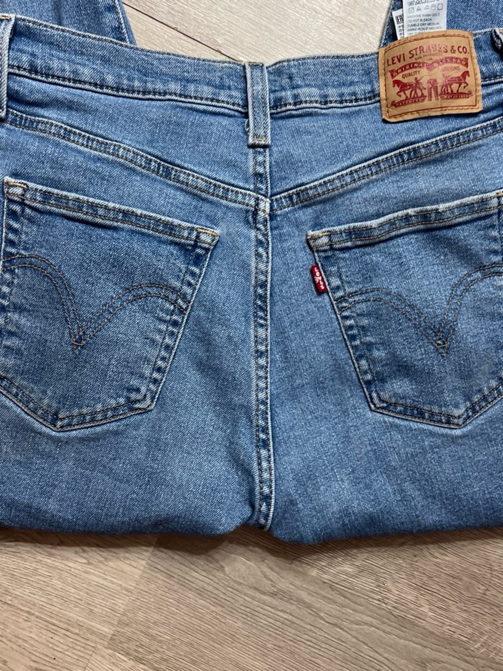 Levi's Light Blue Denim High-Waist Mom Jeans Waist Tag